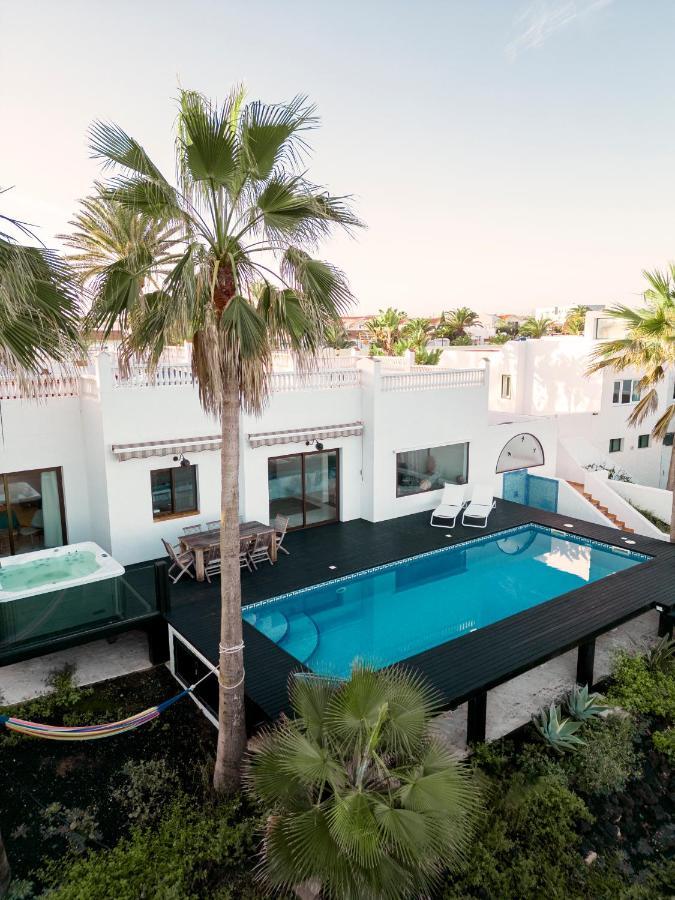 Villa Los Flamencos By Veaco- Beachfront & Pool Corralejo Exteriér fotografie